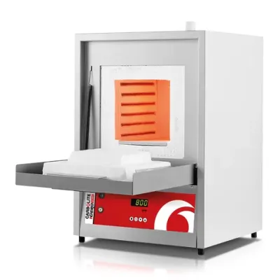Laboratoriya Kamerasi Pechi – ELF (Carbolite Gero Ltd)